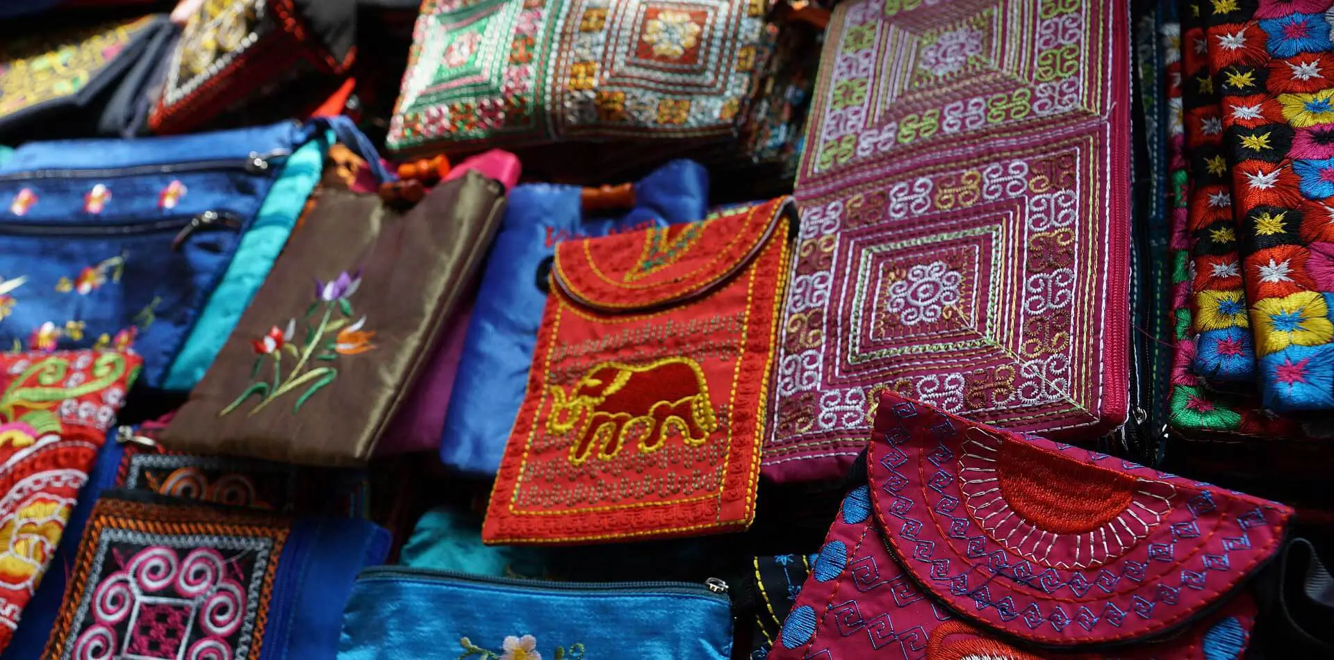  Gift & Handicraft Items  